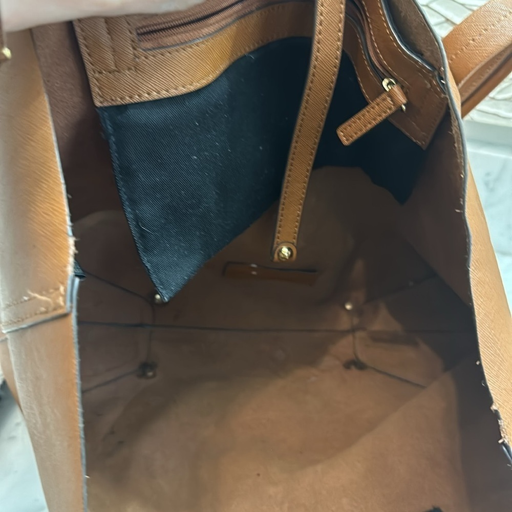 Vince Camuto full leather tote bag cognac used  19x12x5 approx - Picture 8 of 16